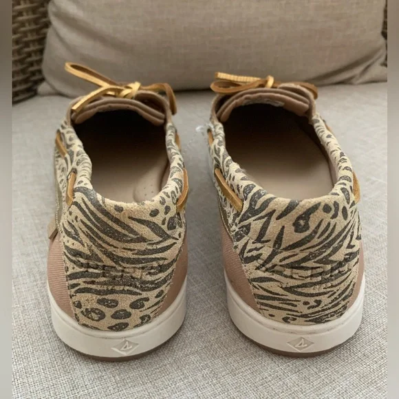 NWT Sperry Shoes: Beige/Cream/Gold, White Sole, 9.5 - Picture 2 of 11